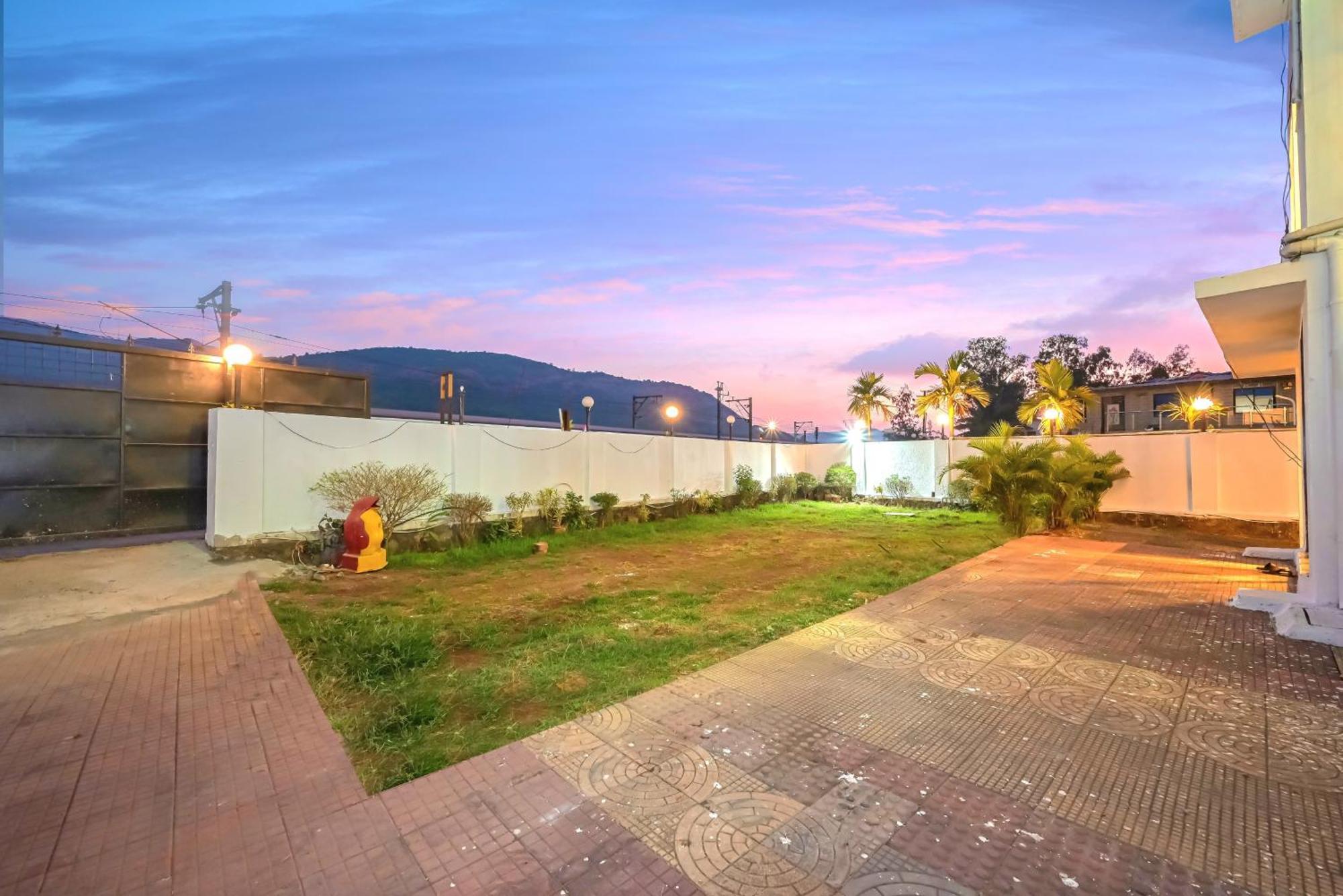 Empyrean Stay II 6Bhk Big Daddy Villa Ll Ac II Pvt Pool II Terrace View II Lux Lonavala Eksteriør billede